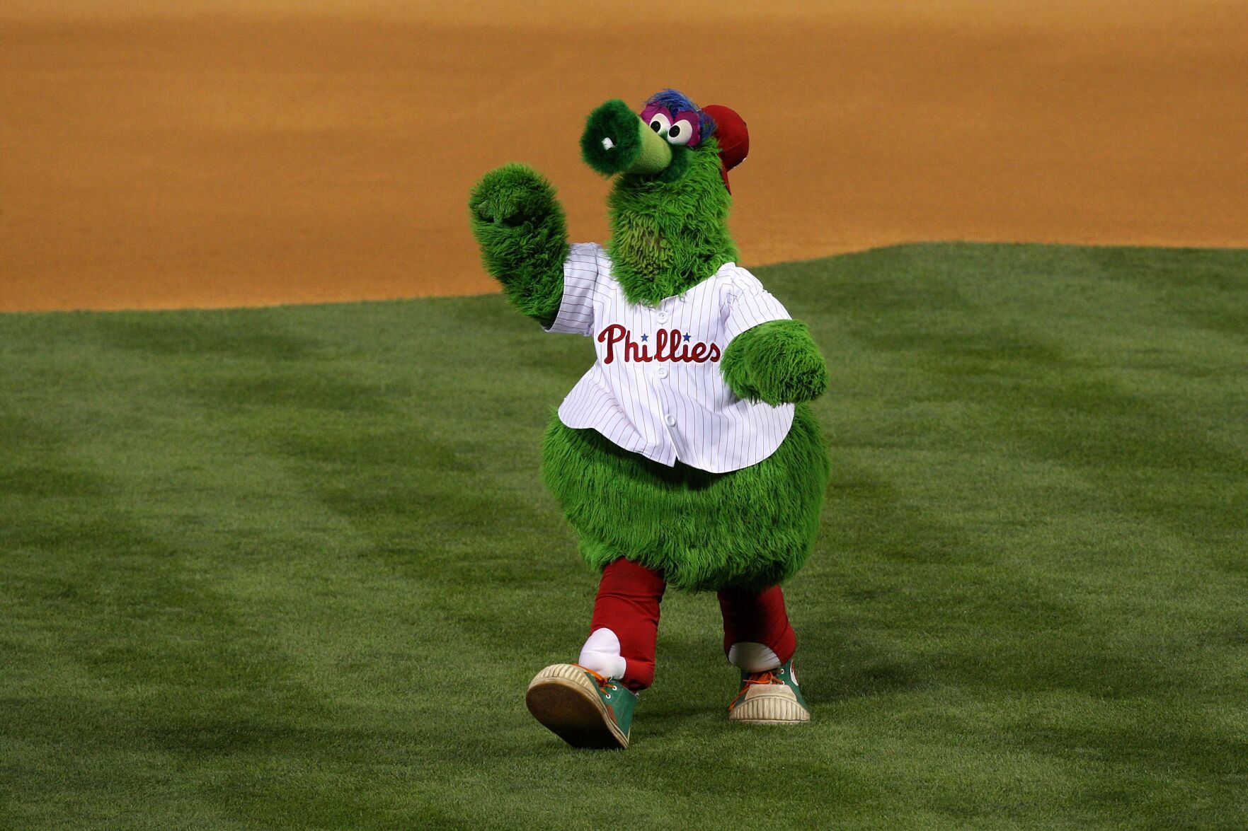 #10 Philadelphia Phillies ($2.28 billion)